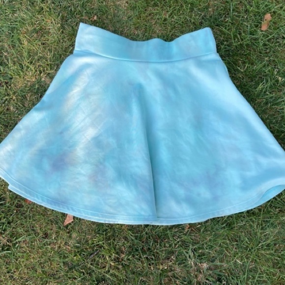 Charlotte Russe Dresses & Skirts - 💙✨ Marble dyed skirt✨💙
